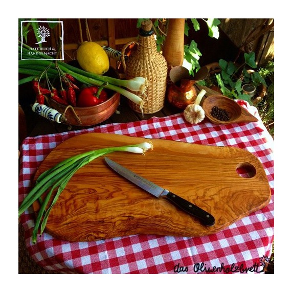 Olive wood cutting board 