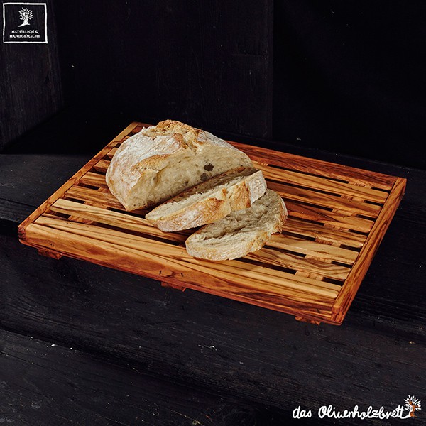 Bread Cutting Board with Crumb Catcher