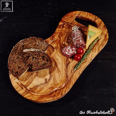 Carving board, natural cut with handle