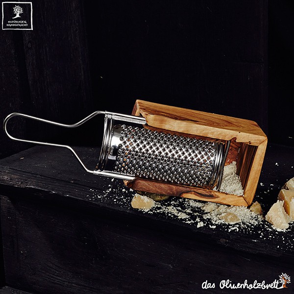 https://www.olivewoodproducts.com/779-thickbox_default/parmesan-grater-with-olive-wood-box.jpg